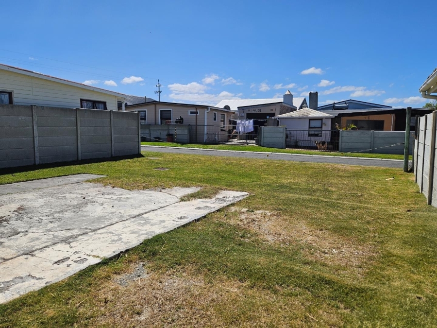 0 Bedroom Property for Sale in Pearly Beach Western Cape